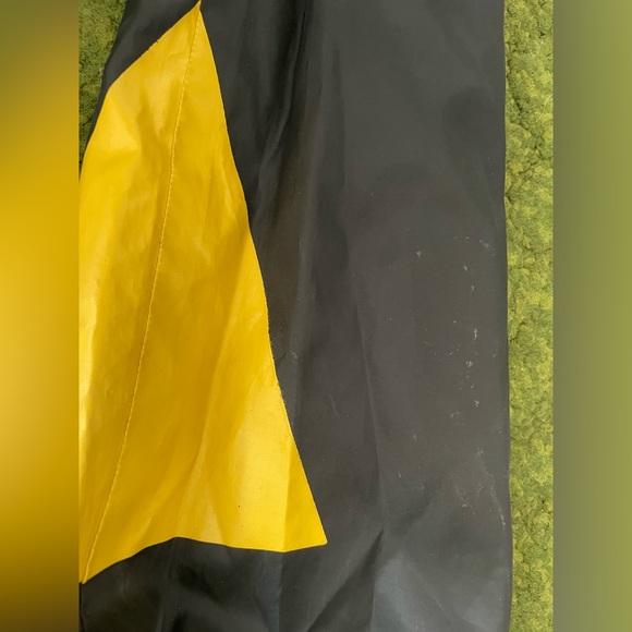 MTV Retro Zip-Up Windbreaker - Picture 13 of 13